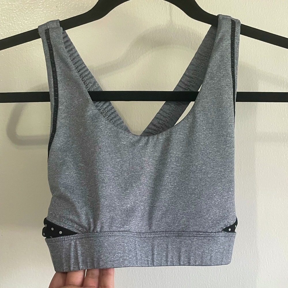 Sports Bra with Built-in Pocket